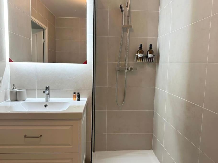 Suite Alya Appartement Proche Disneyland Marne-la-Vallée Εξωτερικό φωτογραφία